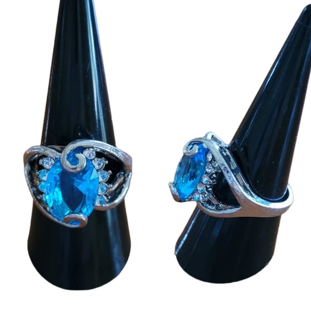 Silver Tone Blue Faux Topaz Rhinestone Bypass Cocktail Statement Ring Size 9